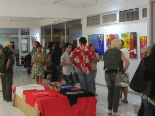 Vernissage à la galerie Arte Bello de l'exposition de Sandrina Fouache le 2014 08 04 Vernissage à la galerie Arte Bello de l'exposition de Sandrina Fouache le 2014 08 04